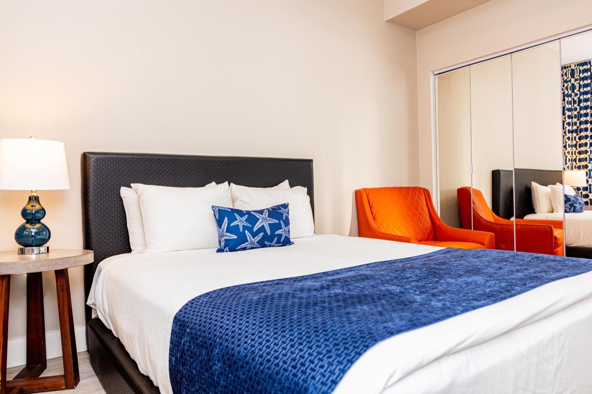 Oceanside Hotel And Suites Miami Beach Exterior photo